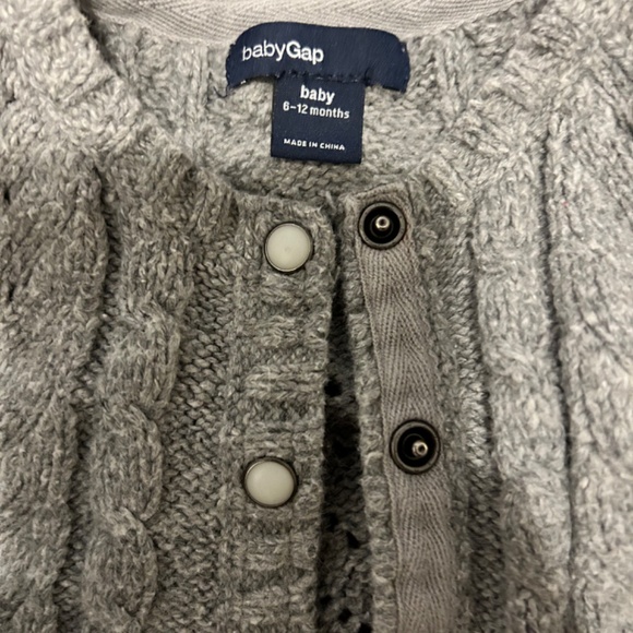 Baby Gap Cardigan-gender neutral! - Picture 2 of 2